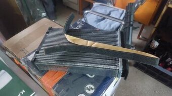 Predam radiator na Renault thalia