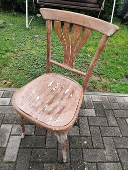 stará stolička Thonet