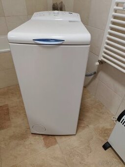 Práčka Whirlpool AWE66710