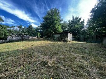 POZEMOK S POTENCIÁLOM V KRÁSNOM PROSTREDI V BLÍZKOSTI LESA - 1