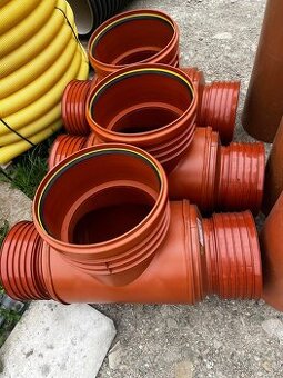 Čistiace (revízne) šachty určené pre kanalizačné systemy - 1