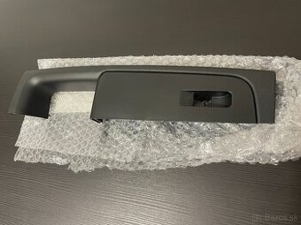 Skoda Superb 2 madlo dverí 3T1867158B 9B9