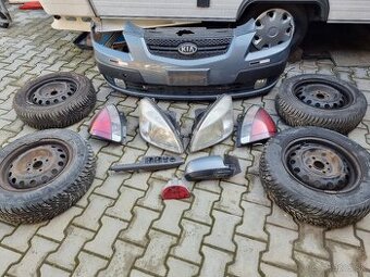 Kia Rio II predný náraznik