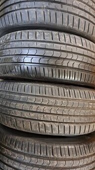 Predám 4ks slušné letné 205/50r17-93V Vredestein