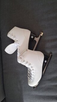 Zimné korčule na ľad 34