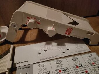 Tupperware mandolina