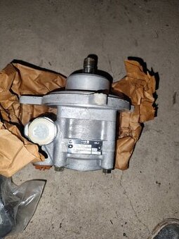 Servo pumpa riadenia.