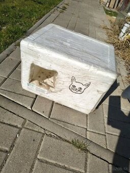 Termo domcek pre macky