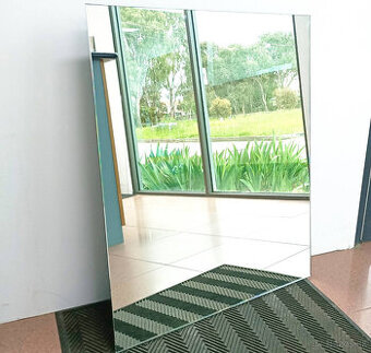 ✨ Nové, štýlové zrkadlo 755x767mm