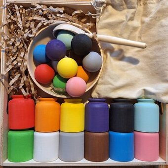 ULANIK balls and cups