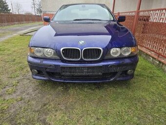 Bmw e39 kapota