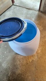 Plastové sudy cca 70 litrov - 1