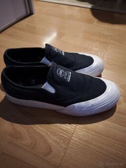 Slip on Adidas Nizza