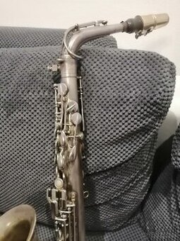 Alt saxofón