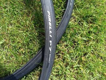Pirelli P7™ Sport 700x32C plášť, kevlar