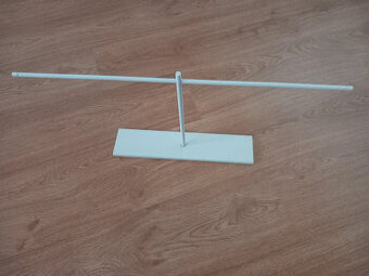 Oceľový stojan ikea, na závesné dekorácie 30x60 cm