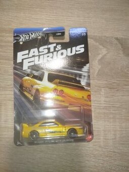 HW Nissan GT-R R33