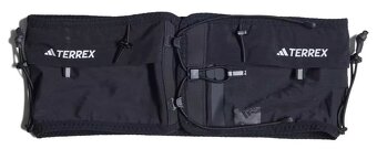 Nový bežecký trailový opasok adidas TERREX AEROREADY TRAIL
