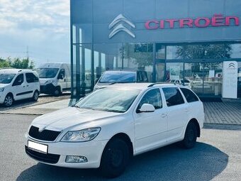 Škoda Octavia Combi 1.9 TDI PD 4x4 Elegance / Ťažné /