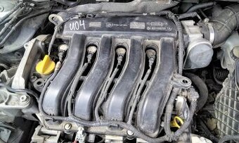 Renault Megane 1.6 2011 predám MOTOR K4MV8, DVERE, NÁRAZNÍK,