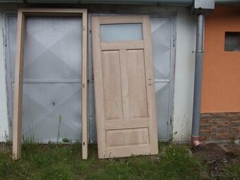 Predám KVALITNÉ DVERE AJ S OBLOŽKOVOU ZÁRUBŇOU - PRAVÉ