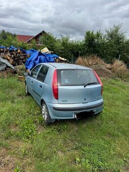 Fiat punto 2001 1.2 benzín 44kw