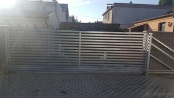 Predám samonosnú bránu dorisa