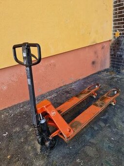 predám paletový vozík BT 2300 - 1