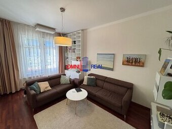 Slnečný 4 izbový byt v lokalite Palisády, Staré Mesto