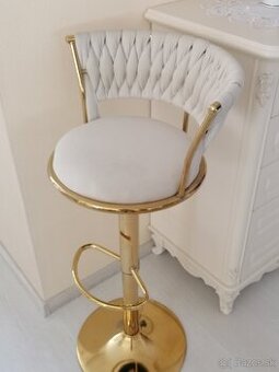 Barové stoličky