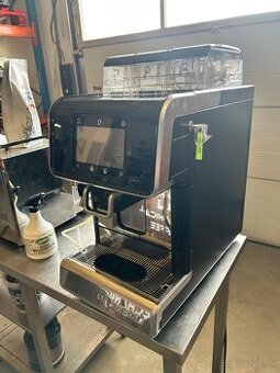 Kávovar Cimbali Q10 superautomatic