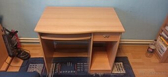 Počítačový stôl