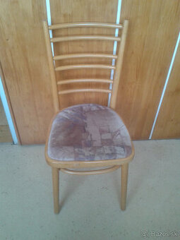 PREDAM STOLICKA,KEMPINGOVA STOLICKA, LEHATKO, VESIAKY A INE - 1