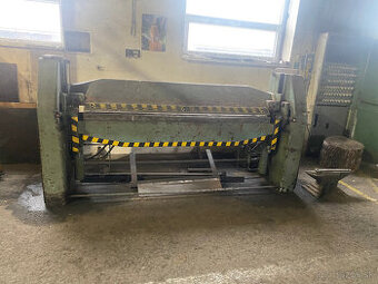 Ohybacka plechu hydraulicka 2000/2mm