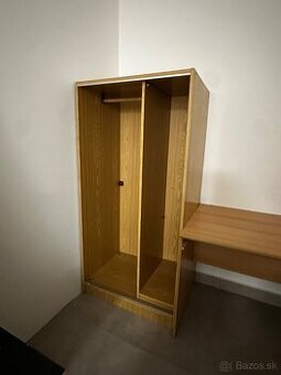 (DO 28.12.) Staršia skriňa