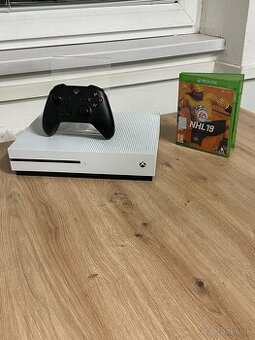 Dobrý deň Ponúkam na predaj Xbox One S 500GB stav 10/10