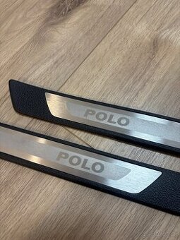 Ozdobné lišty dverí VW POLO