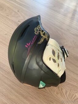 Dámska lyžiarska prilba