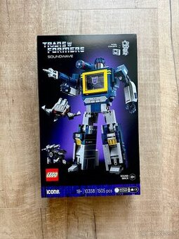 LEGO 10358 Transformers: Soundwave