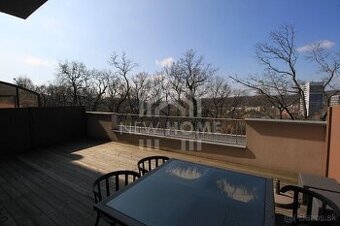 KRAMÁRE - 2 iz. byt, TERASA 40 m2, 2 x PARKING, WIFI, pivnic