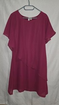 Spoločenské šaty M L,niektoré ešte s vysačkou