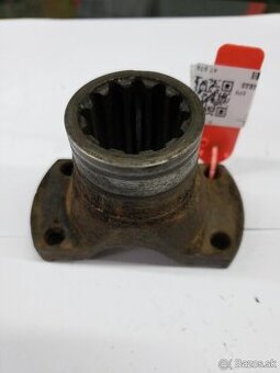 Unášač kĺbu starší diel na Zetor