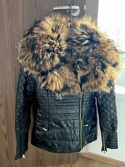 Športovo - elegantná kožušinová bunda s krásnou kožušinou