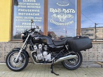 Honda CB 750 Seven Fifty Uh. hradiště