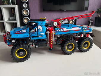 LEGO Technic 42070 Terénní odtahový vůz 6x6