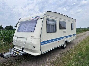 Karavan Adria O2