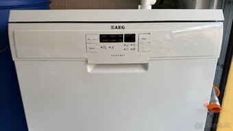 Umývačka riadu AEG F56322W0