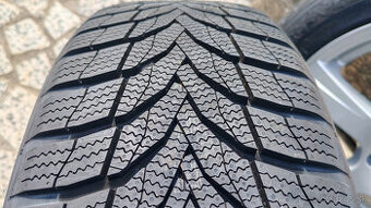 Zimné pneu 205/55 R17 --- NEXEN
