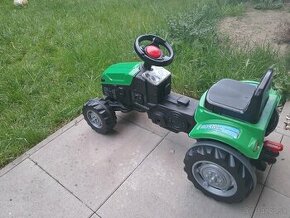 Detský traktor na pedále