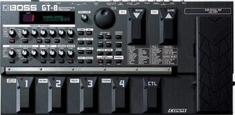 Gitarový multiefekt BOSS GT-8